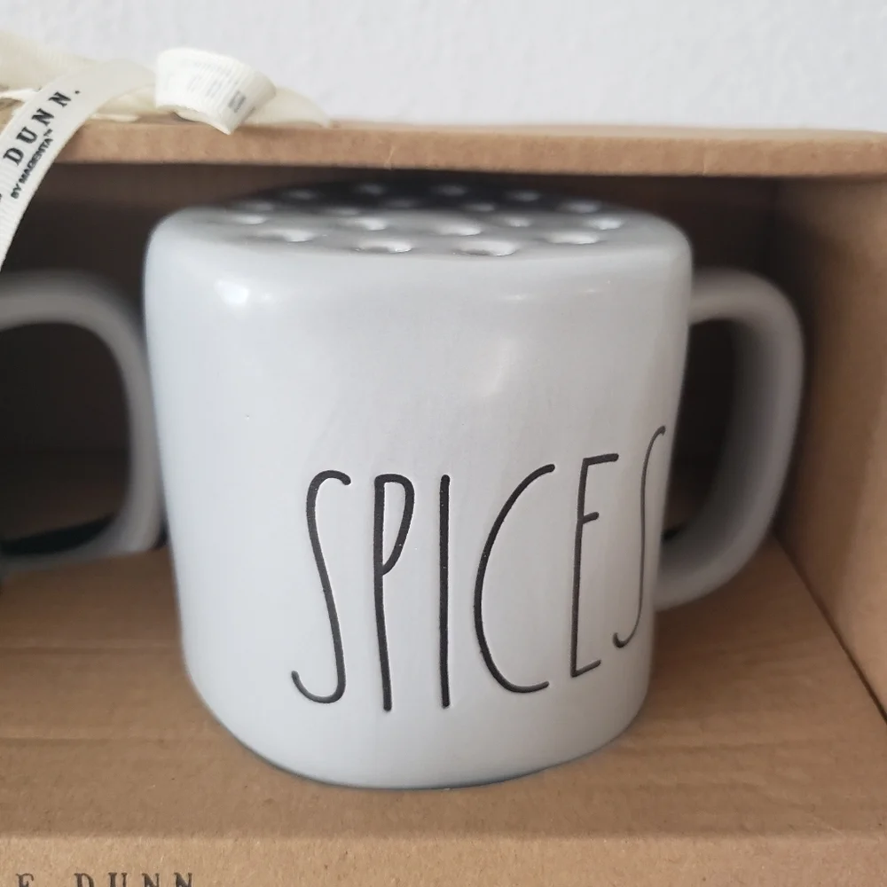 Rae Dunn Herbs and Spice Shakers Set
